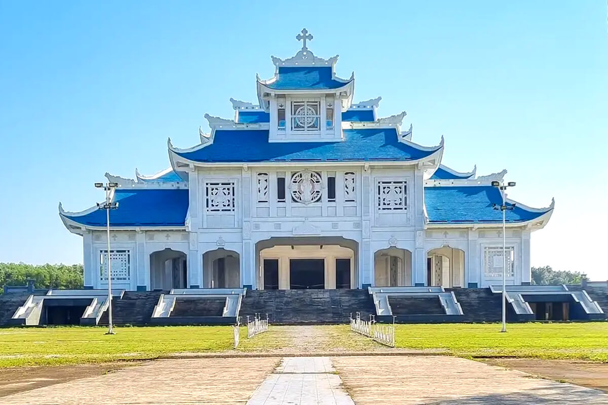 Thánh Địa La Vang - Cố Đô Huế - Động Phong Nha